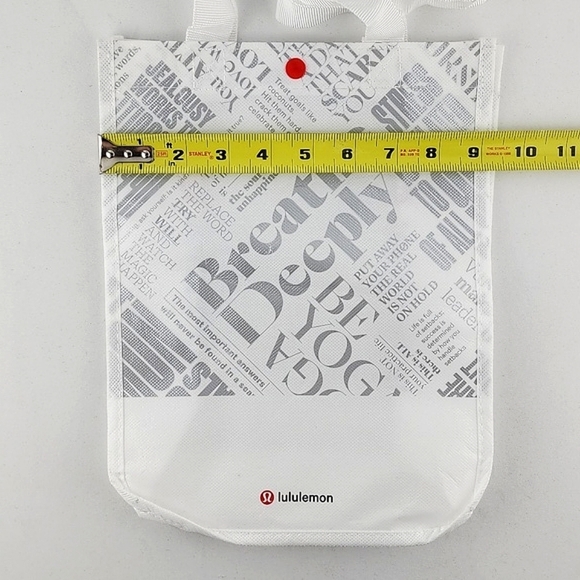 Lululemon Carryall Tote Inspirational Quotes White  Grey - Picture 8 of 9